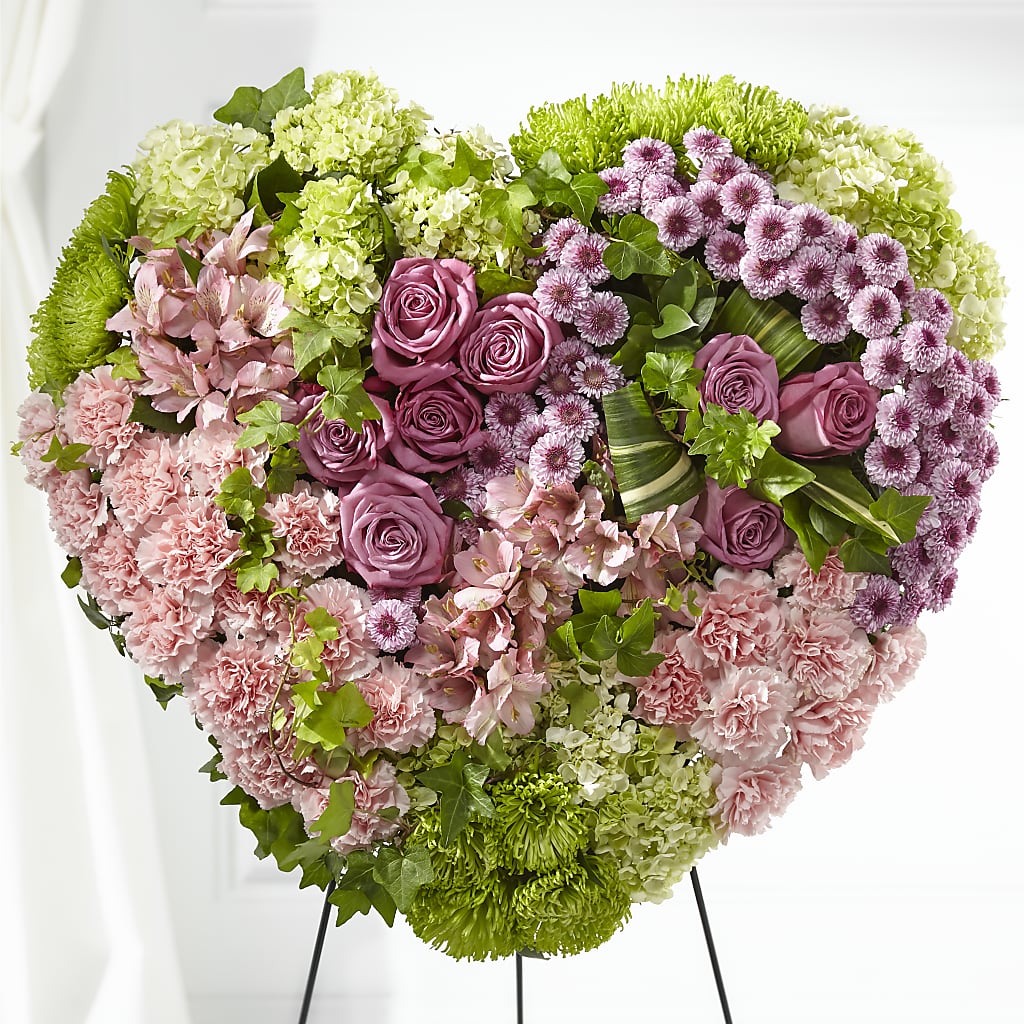 Heartwarming Standing Heart – Springerville Flower Shop, Springerville AZ