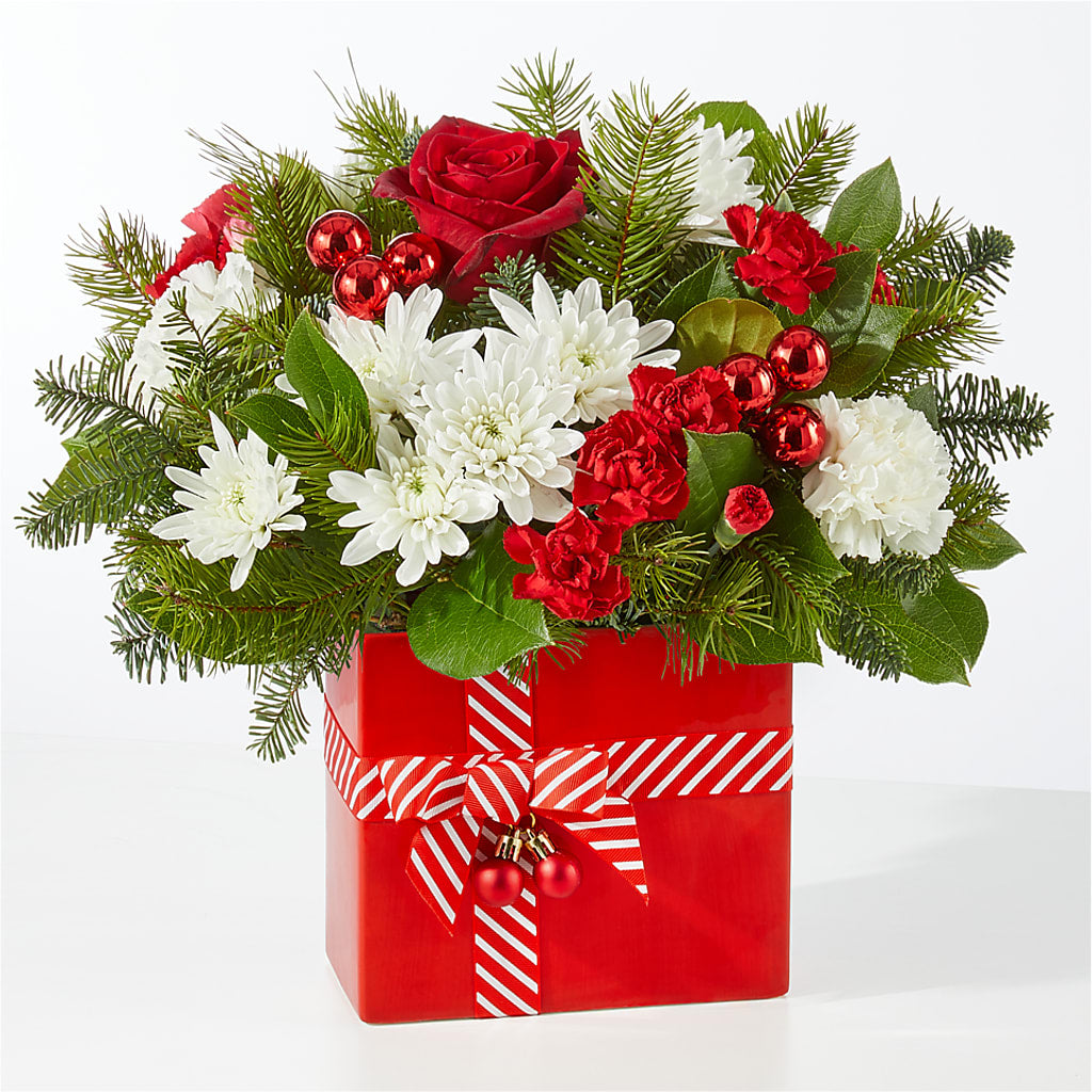 Presents Under the Tree Bouquet –  Springerville Flower Shop, Springerville AZ