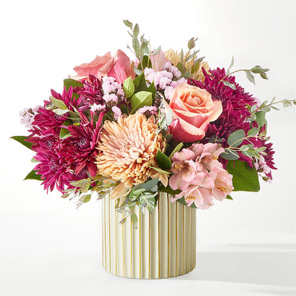 Berry Cobbler Bouquet with Ivory Vase –  Springerville Flower Shop, Springerville AZ
