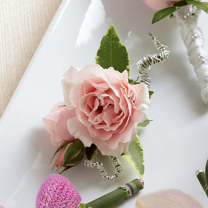 Pink Spray Rose Boutonniere –  Springerville Flower Shop, Springerville AZ