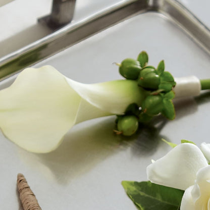 White Calla Boutonniere –  Springerville Flower Shop, Springerville AZ